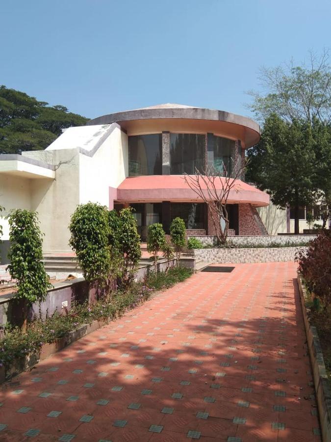 Kstdc Hotel Mayura Pavithra Yediyur Kunigal Extérieur photo